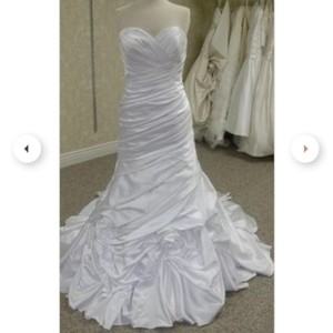 Phoebe Wedding Dress