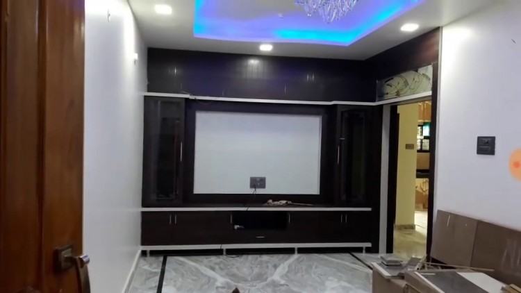 Brown Wall Unit and LCD Cab