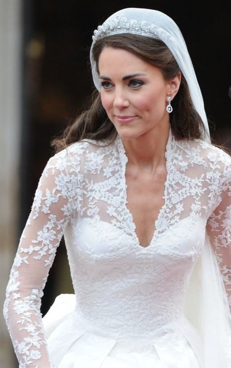 Shop the Look: Moderate Option: At almost half the price as our first  option, this lace embellished gown emotes the same Kate Middleton style and  also