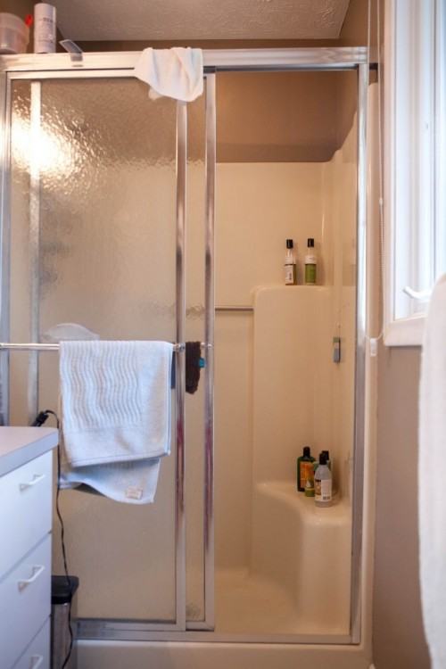 Bathroom Decorating Using Grey Limestone Tile Shower Wall Decor Ideas Hues  Shabby Chic